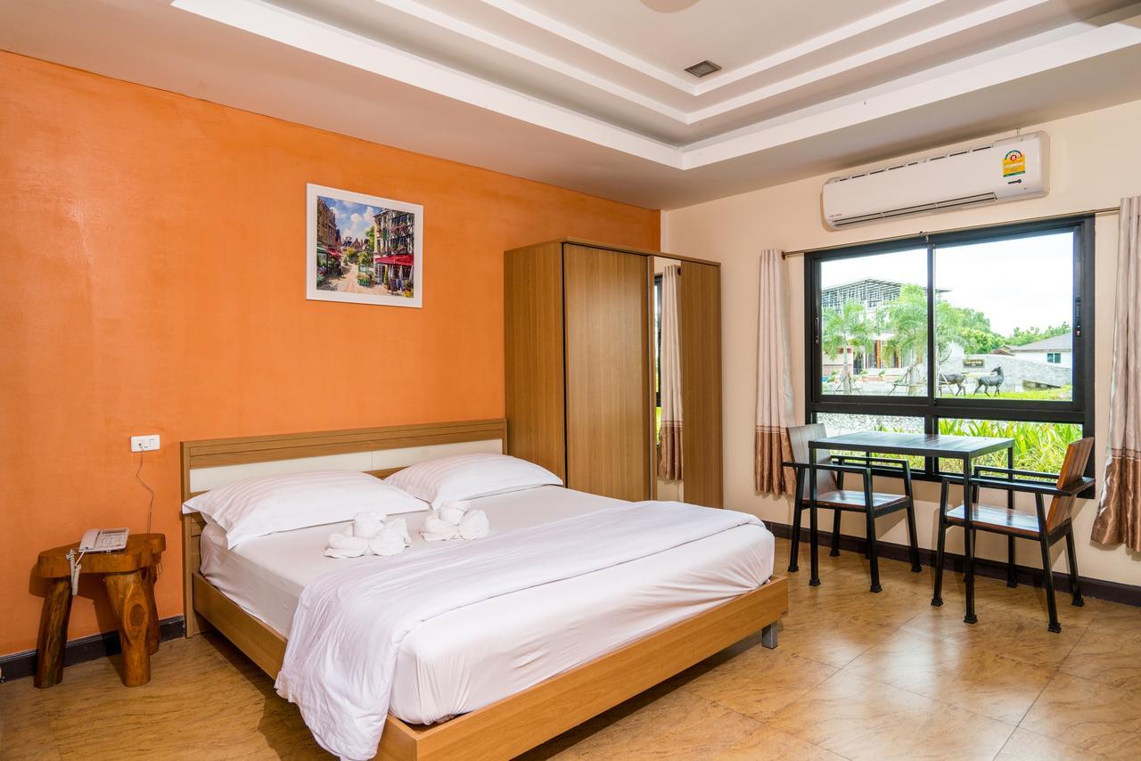 Prew Lom Chom Nam Resort Ban Phan Sadet Nok Exterior foto